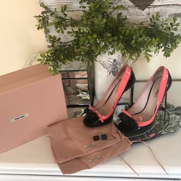 Miu Miu double bow peep-toe high heels - Picture 5 of 5